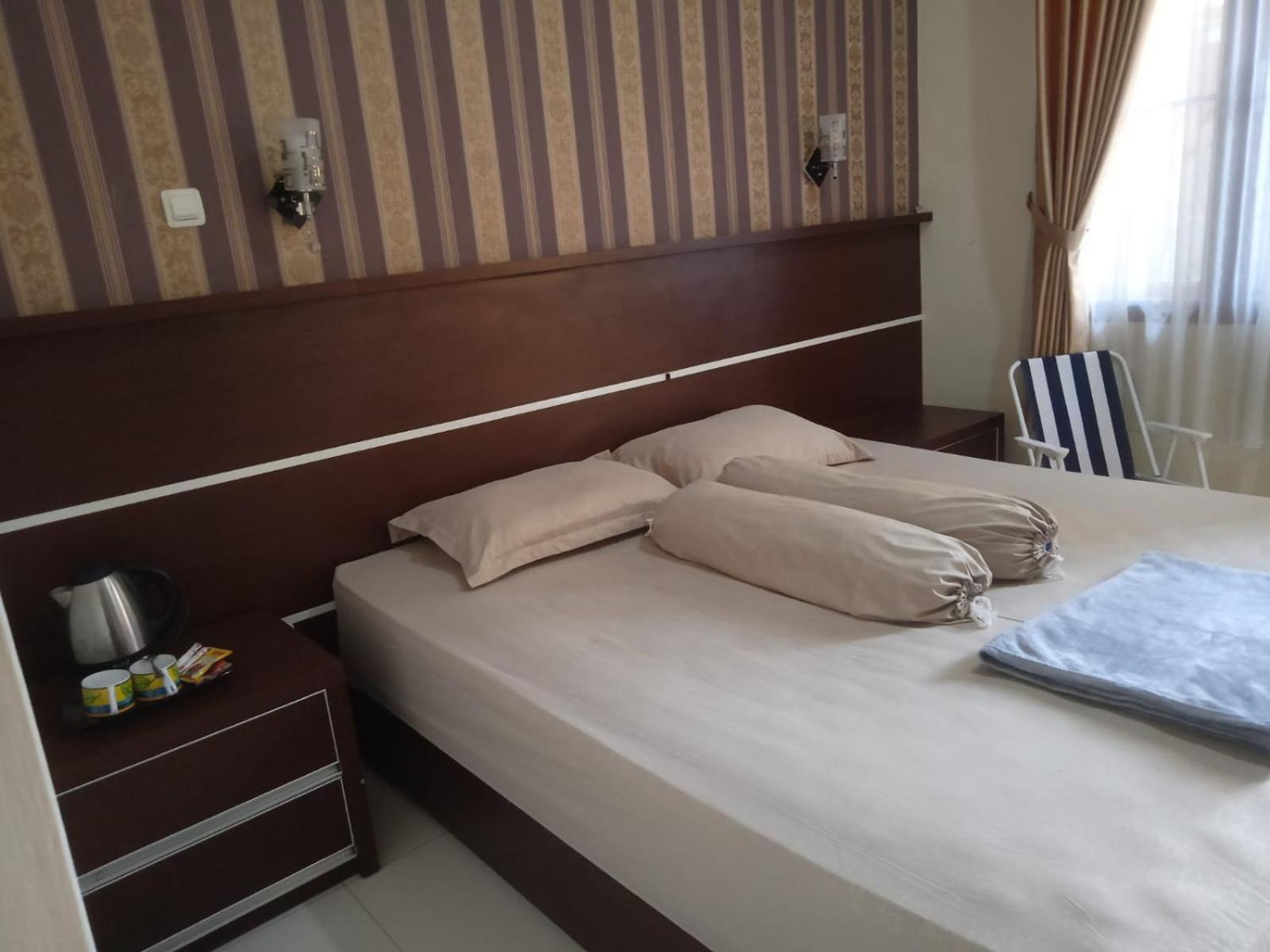 Riki Guesthouse Syari'Ah 제파라 외부 사진